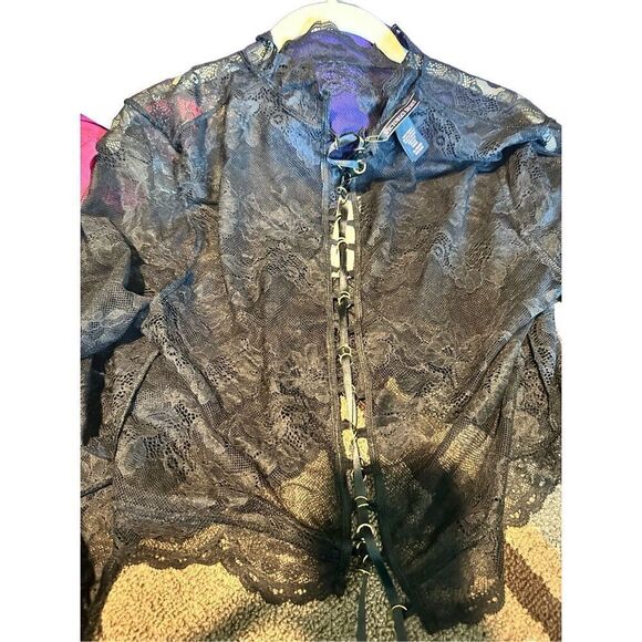 Victoria Secret Lingerie Top Crop Long Sleeve Lace Up Back Allover Lace XL - Picture 6 of 6
